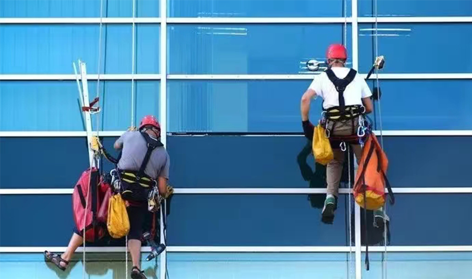 墜落懸掛安全帶和區域限制安全帶有哪些區別