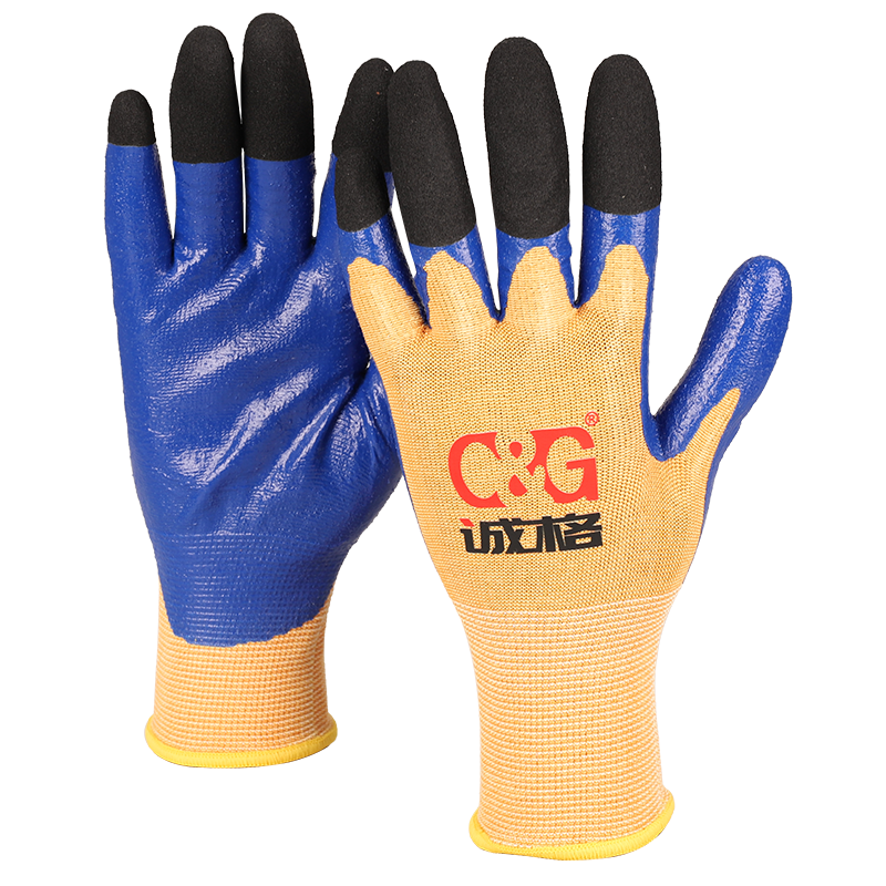 上海誠格低壓帶電作業(yè)手套：保護(hù)電工安全，提升工作效率