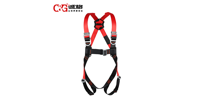 高空作業安全帶正確掛扣方法與安全繩國家標準詳解