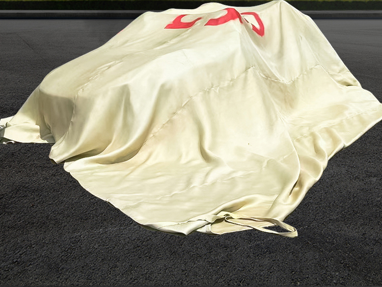 上海誠格新能源汽車滅火毯：專業(yè)守護您的行車安全（900℃防火認證）